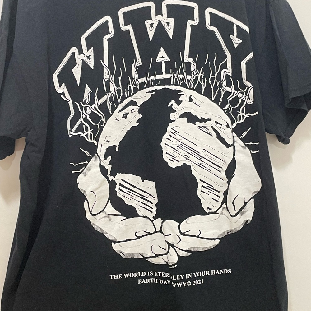 2 Bundle Shirt - Picture 2 of 2